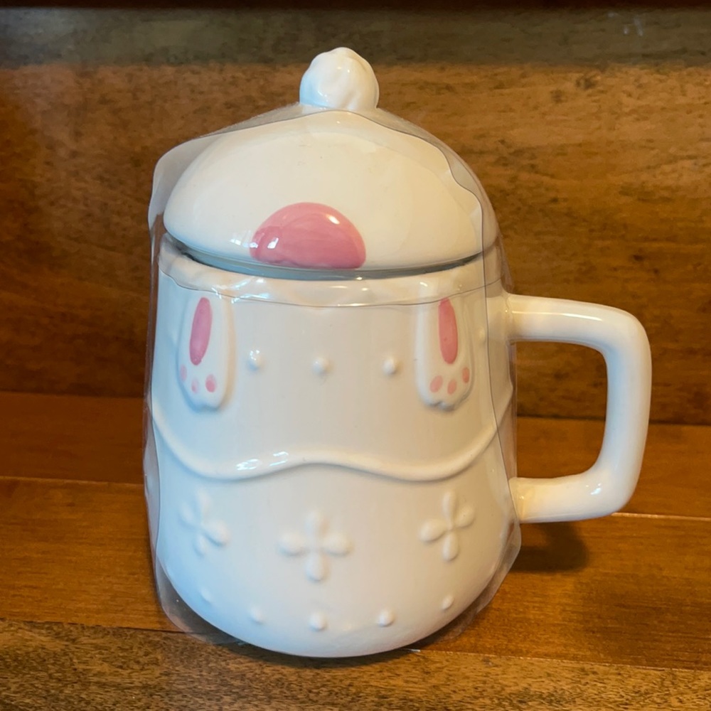 Bunny bum topper mug - by magenta